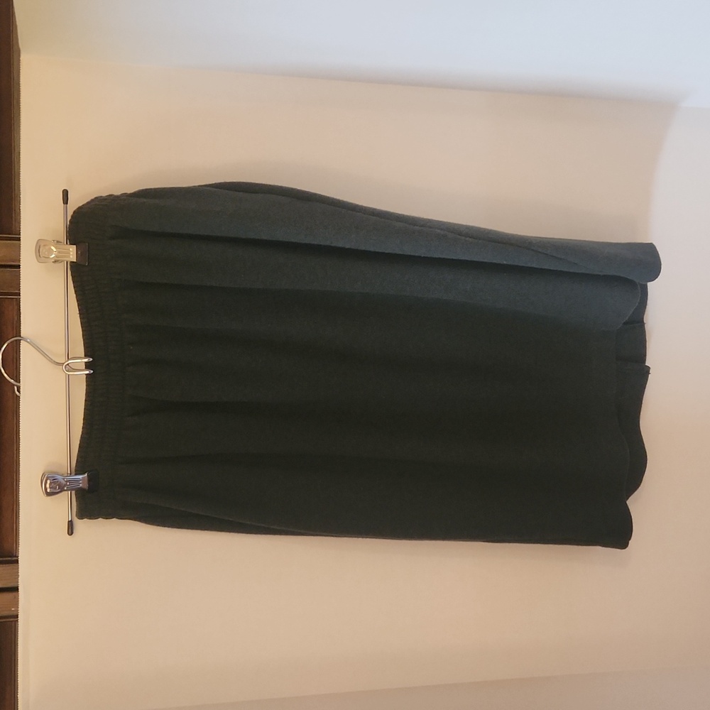 Weekenders Gray Pull On Skirt, Size S